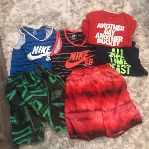 Nike Boys Medium